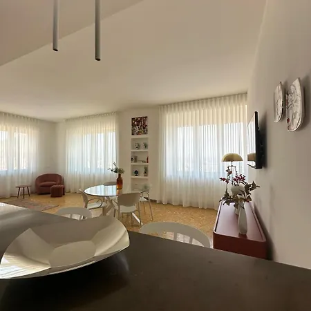 Apartment Clar -grattacielo